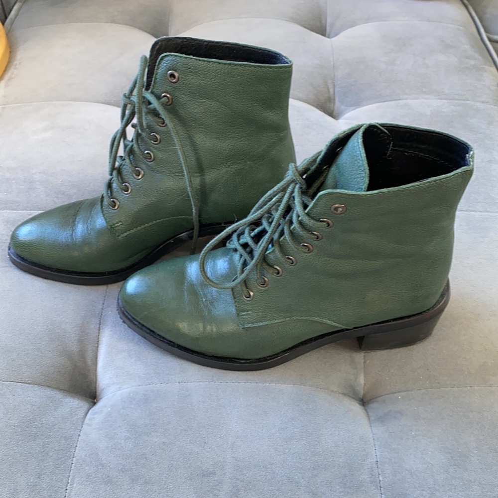 JEFFREY CAMPBELL Zephyr boots. Sold out style - Picture 3 of 5